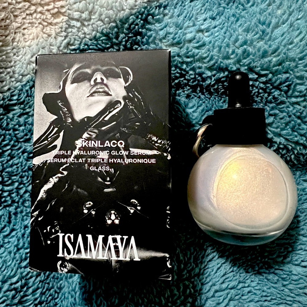 Isamaya SKINLACQ Triple Hyaluronic Glow Serum